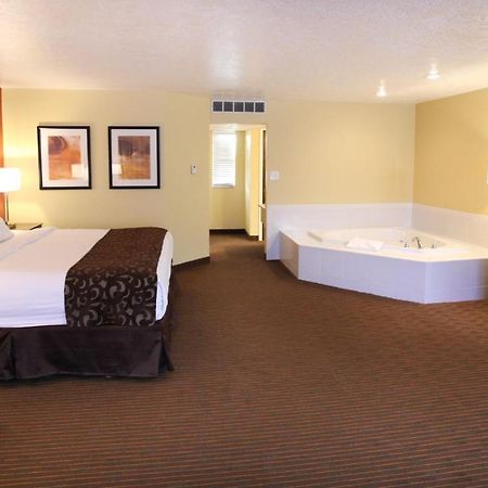 Baymont By Wyndham Cedar City Exterior foto
